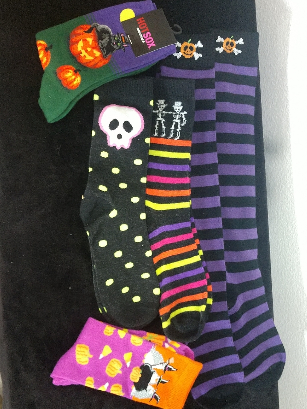 6 Pair Hot Sox Women's Halloween Socks - Black & Purple Assorted Pack